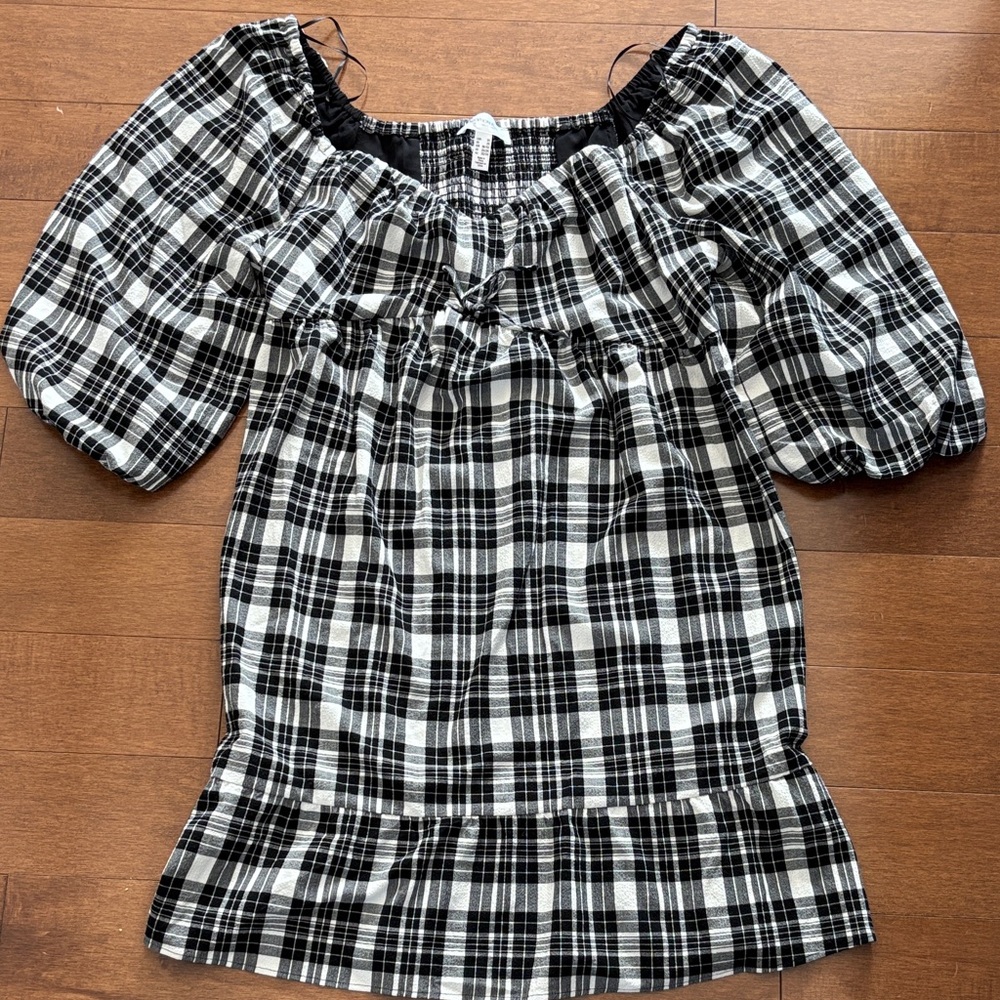 Additionelle plus size black and white plaid mini dress.